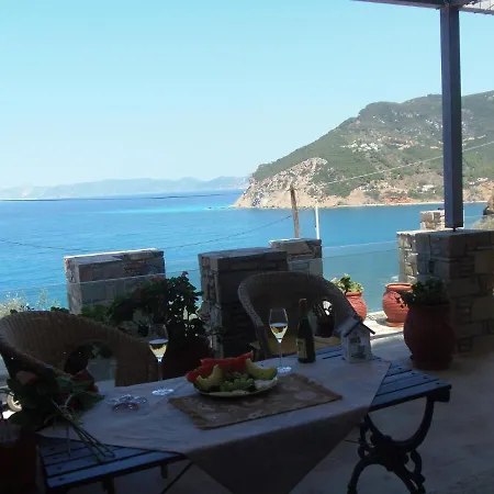 Studios Milos Skopelos-Where The Sea Meets The Sky Exterior foto