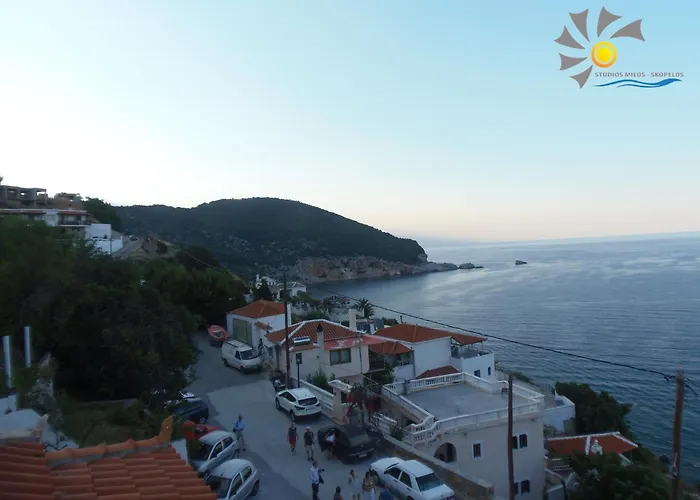 Studios Milos Skopelos-Where The Sea Meets The Sky