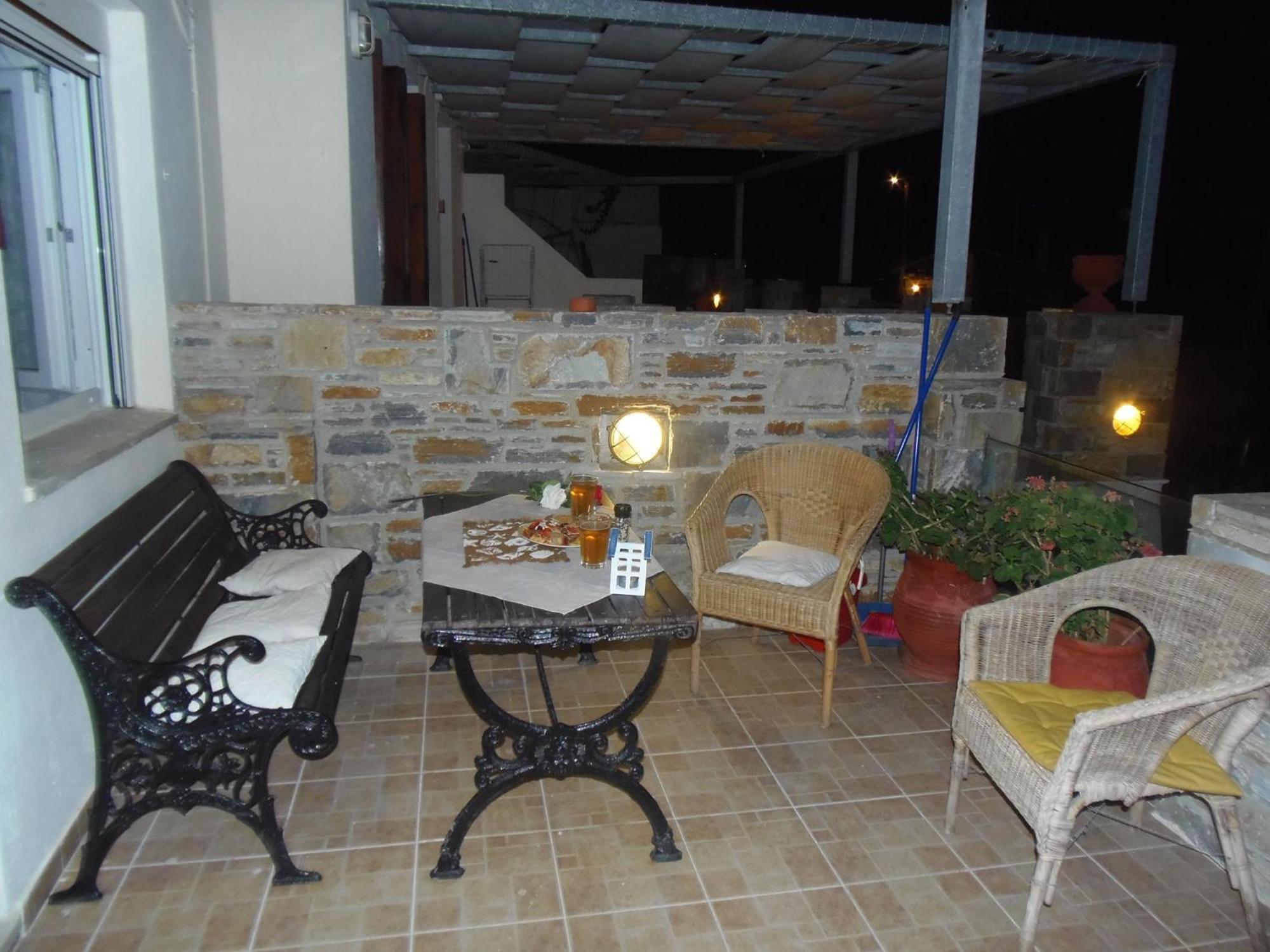 Milos Skopelos-where The Sea Meets The Sky Apartment Skopelos Town