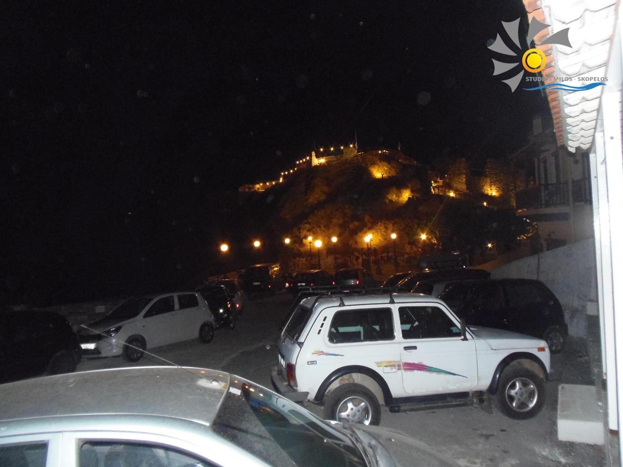 Apartment Milos Skopelos-where The Sea Meets The Sky *